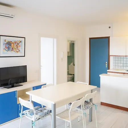 Fronte Mare Con Piscina Mv5 * Lignano Sabbiadoro